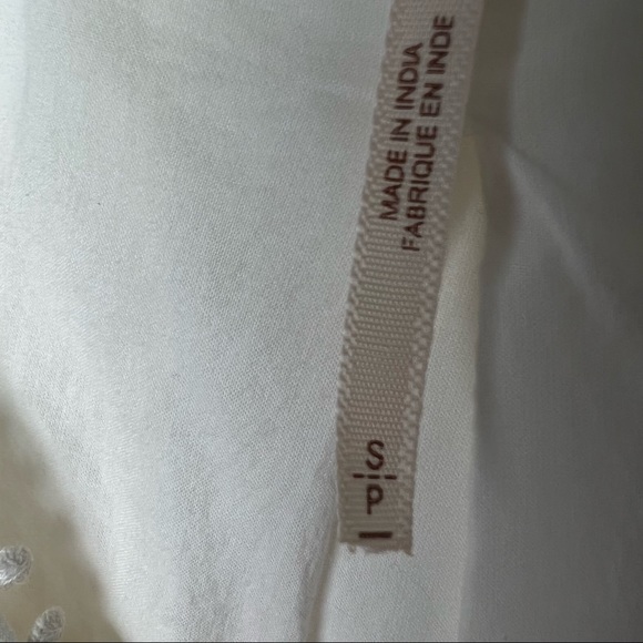 - Free People White Crocheted snd Beaded BoHo Top - Picture 10 of 13